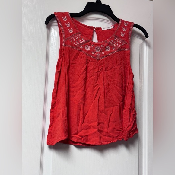 Blu Pepper Orange Embroidered Sleeveless Blouse - Picture 1 of 4